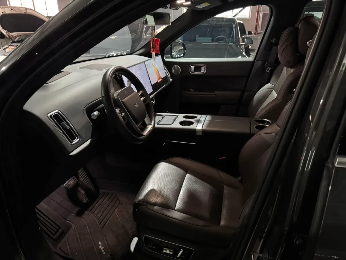 2023 Li L9 Range Extended 154HP REEV 42.6KWH,autocango,china used car exporter,china ev exporter,chinese used car exporter,chinese used ev exporter