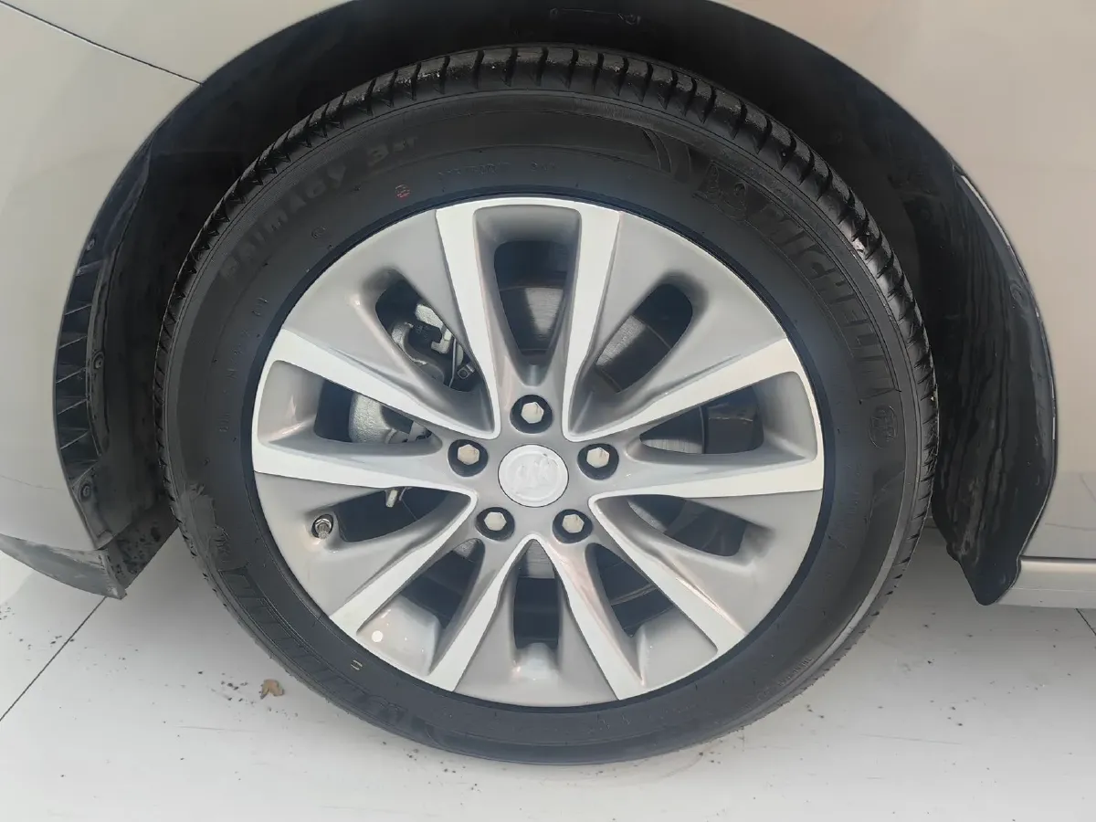 2019 Buick GL6 1.3T 163HP L3 6AT,autocango,china used car exporter,china ev exporter,chinese used car exporter,chinese used ev exporter