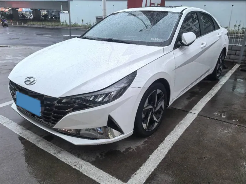 2022 Hyundai Elantra 1.5L 115HP L4 CVT,autocango,china used car exporter,china ev exporter,chinese used car exporter,chinese used ev exporter