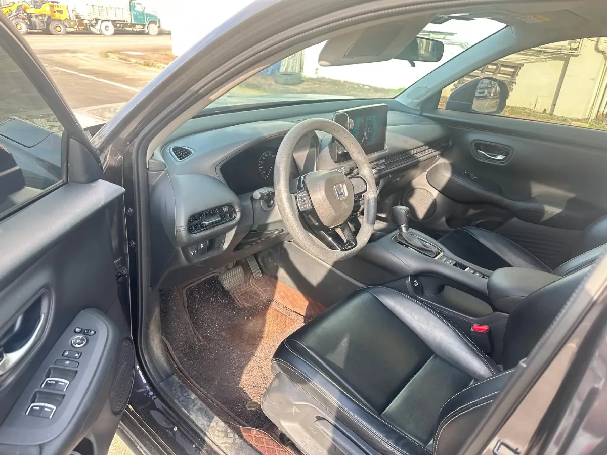 2022 Honda ZR-V 1.5T 182HP L4 CVT,autocango,china used car exporter,china ev exporter,chinese used car exporter,chinese used ev exporter