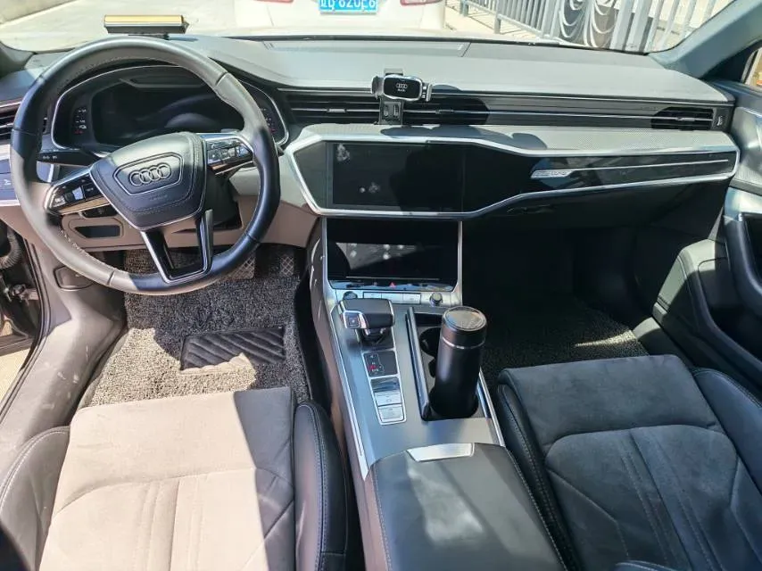 2023 Jaguar F-PACE 2.0T 250HP L4 8AT,autocango,china used car exporter,china ev exporter,chinese used car exporter,chinese used ev exporter