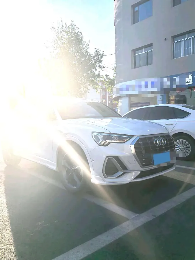 2022 Audi Q3 1.4T 150HP L4 7DCT,autocango,china used car exporter,china ev exporter,chinese used car exporter,chinese used ev exporter