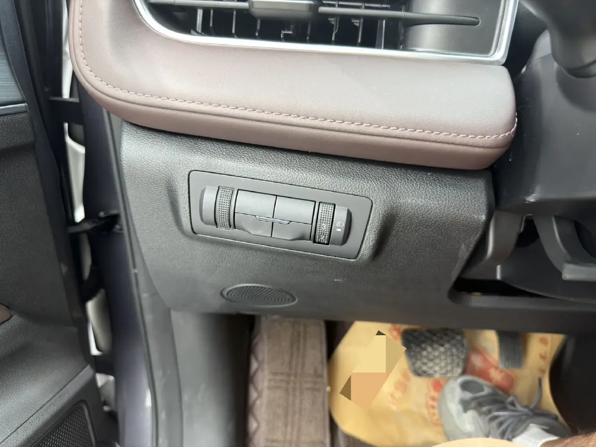 2024 Chery Tiggo 7 1.5T 156HP L4 CVT,autocango,china used car exporter,china ev exporter,chinese used car exporter,chinese used ev exporter