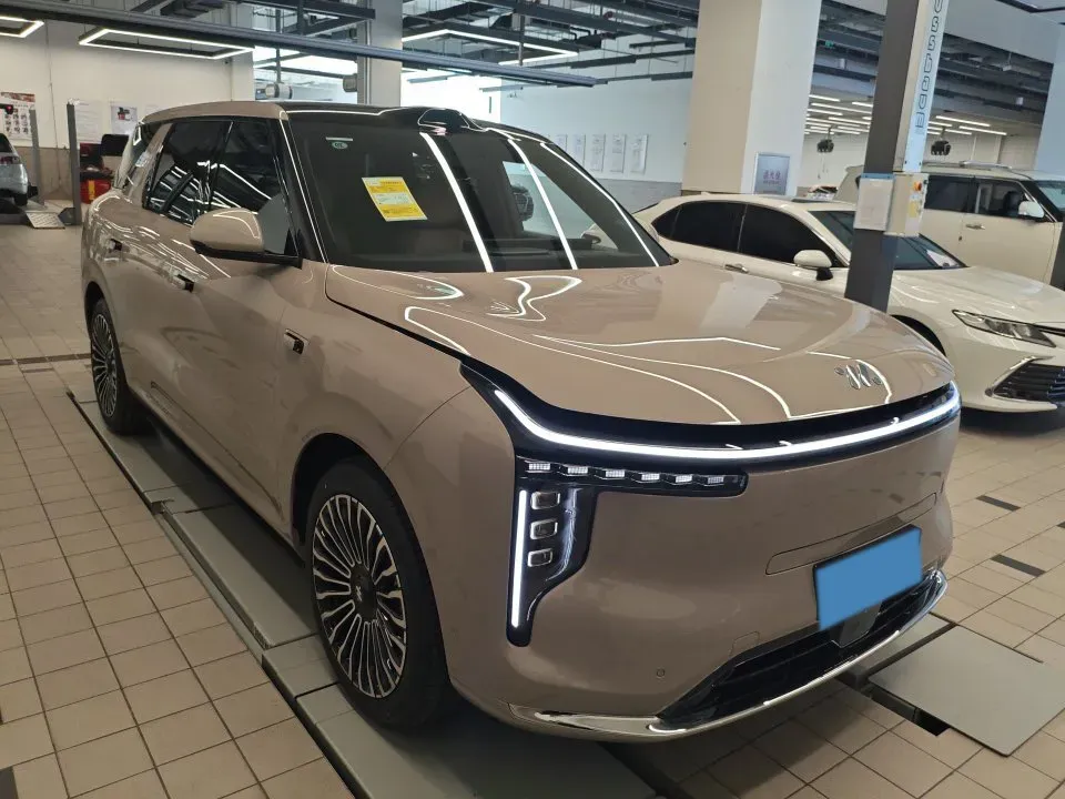 2026 IM LS9 REEV 155HP REEV,autocango,china used car exporter,china ev exporter,chinese used car exporter,chinese used ev exporter