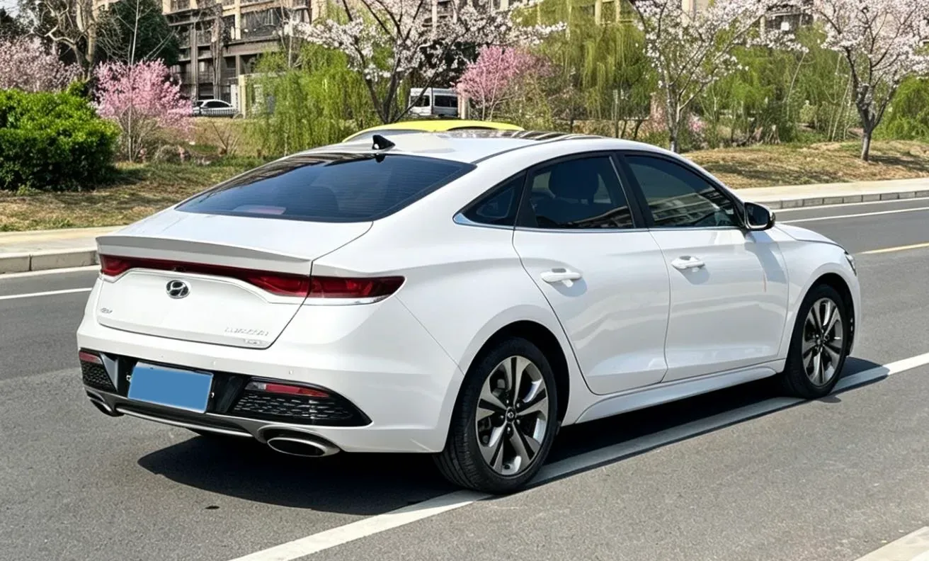 2019 Hyundai La Festa 1.6T 190HP L4 7DCT,autocango,china used car exporter,china ev exporter,chinese used car exporter,chinese used ev exporter