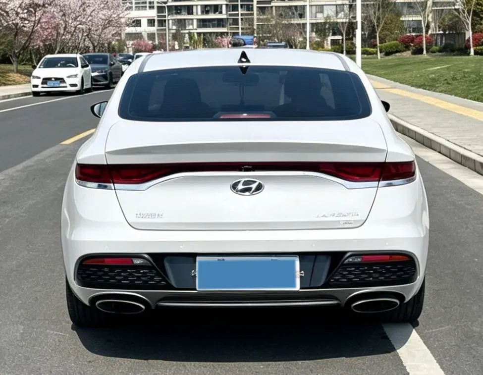 2019 Hyundai La Festa 1.6T 190HP L4 7DCT,autocango,china used car exporter,china ev exporter,chinese used car exporter,chinese used ev exporter