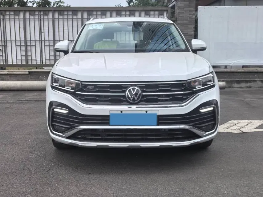 2020 Volkswagen Tayron X 2.0T 186HP L4 7DCT,autocango,china used car exporter,china ev exporter,chinese used car exporter,chinese used ev exporter