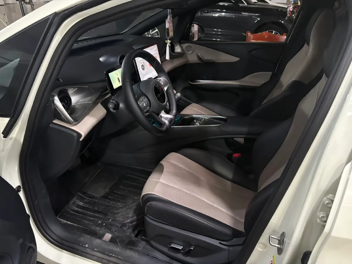 2023 BYD Dolphin BEV 44.928KWH,autocango,china used car exporter,china ev exporter,chinese used car exporter,chinese used ev exporter