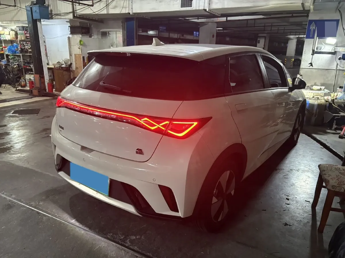 2023 BYD Dolphin BEV 44.928KWH,autocango,china used car exporter,china ev exporter,chinese used car exporter,chinese used ev exporter