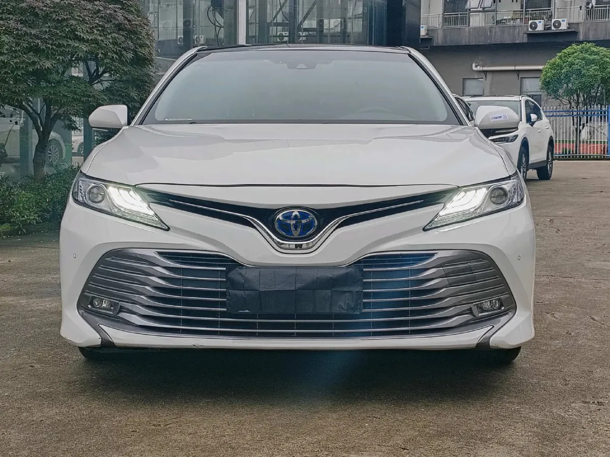 2019 Toyota Camry 2.5L 178HP L4 E-CVT Hybrid,autocango,china used car exporter,china ev exporter,chinese used car exporter,chinese used ev exporter