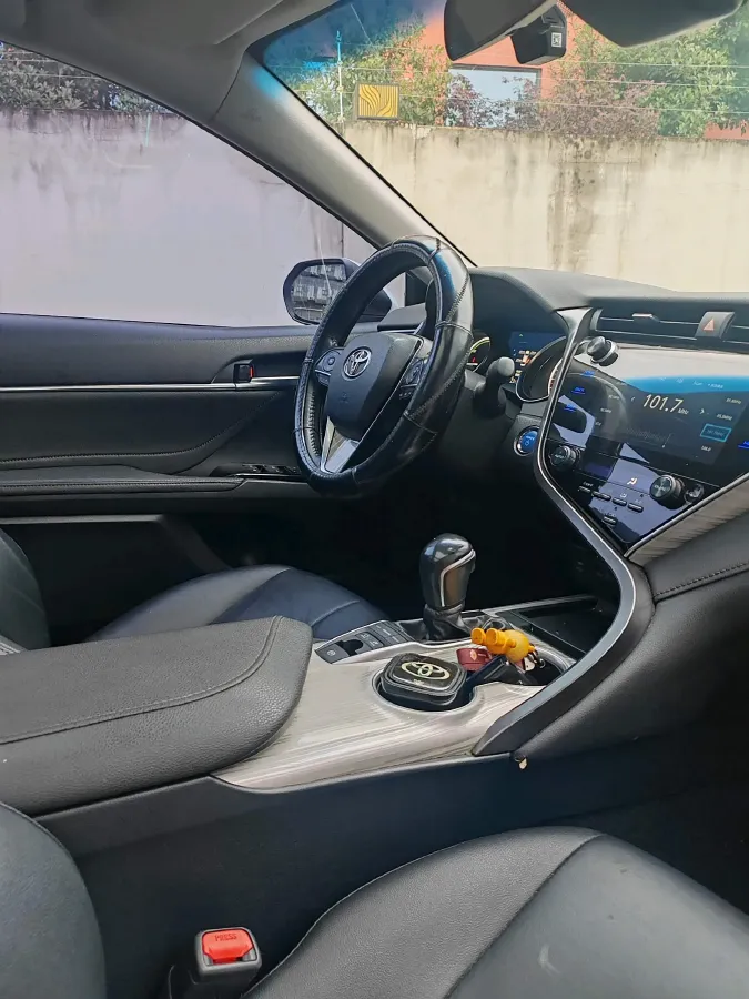 2019 Toyota Camry 2.5L 178HP L4 E-CVT Hybrid,autocango,china used car exporter,china ev exporter,chinese used car exporter,chinese used ev exporter