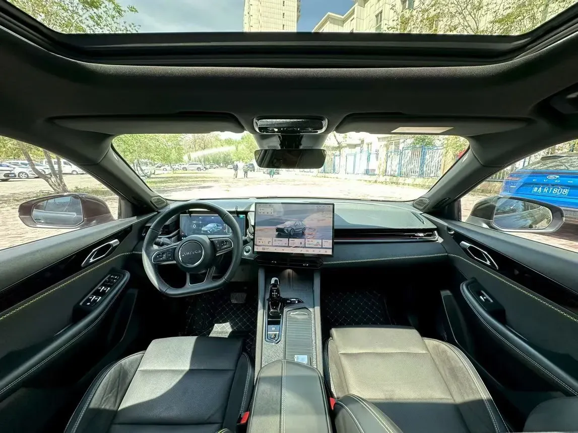 2025 LYNK&CO 03 2.0T 254HP L4 7DCT,autocango,china used car exporter,china ev exporter,chinese used car exporter,chinese used ev exporter