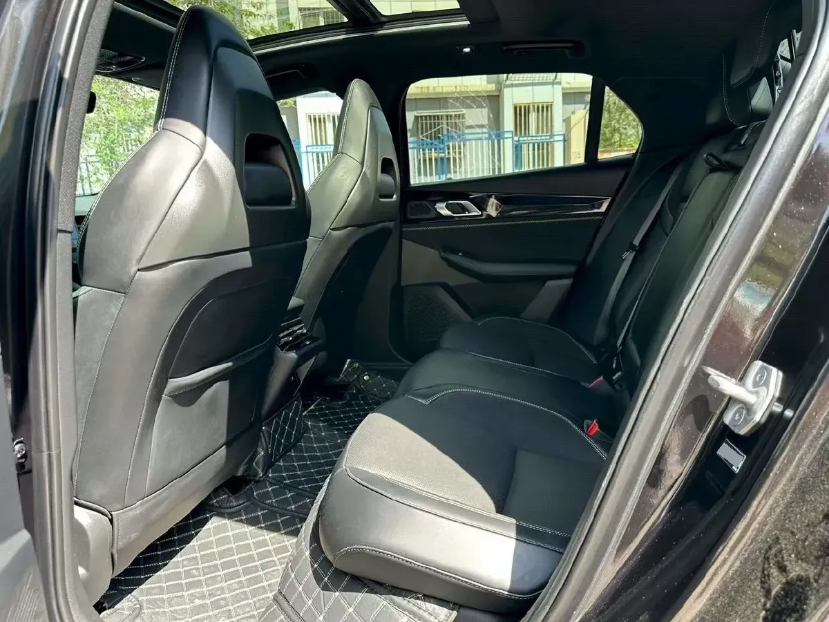 2025 LYNK&CO 03 2.0T 254HP L4 7DCT,autocango,china used car exporter,china ev exporter,chinese used car exporter,chinese used ev exporter