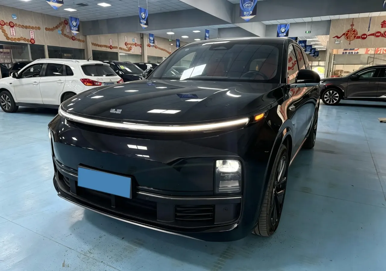 2024 Land Rover Range Rover Evoque 1.5T 200HP L3 8AT PHEV 15.5KWH,autocango,china used car exporter,china ev exporter,chinese used car exporter,chinese used ev exporter