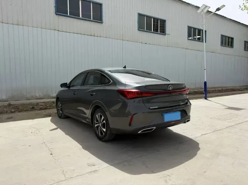 2023 ChangAn Eado 1.4T 160HP L4 7DCT,autocango,china used car exporter,china ev exporter,chinese used car exporter,chinese used ev exporter