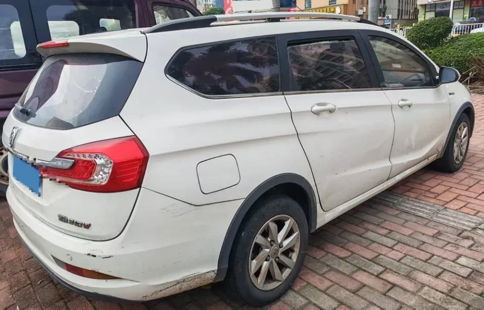 2018 BaoJun 360 1.5L 112HP L4 6MT,autocango,china used car exporter,china ev exporter,chinese used car exporter,chinese used ev exporter