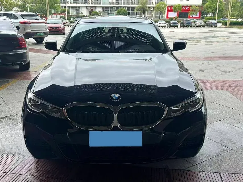 2021 BMW 3 Series 2.0T 156HP L4 8AT,autocango,china used car exporter,china ev exporter,chinese used car exporter,chinese used ev exporter