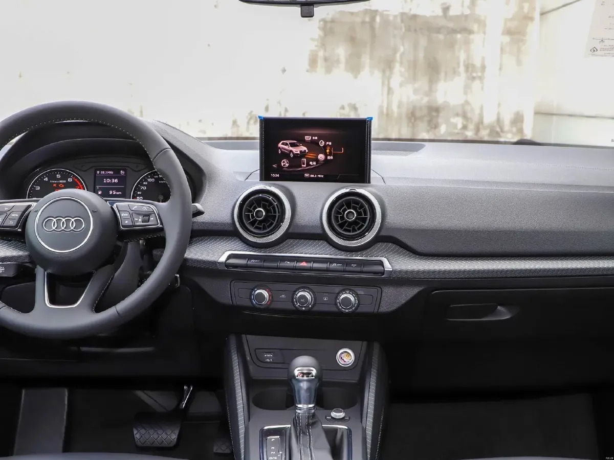 2022 Audi Q2L 1.4T 150HP L4 7DCT,autocango,china used car exporter,china ev exporter,chinese used car exporter,chinese used ev exporter