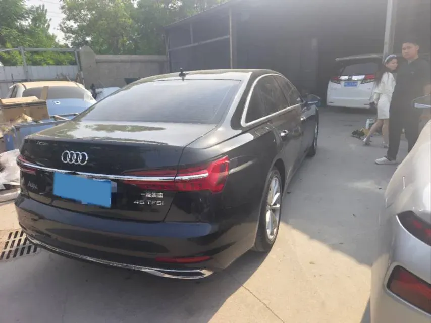 2022 Audi A6L 2.0T 190HP L4 7DCT,autocango,china used car exporter,china ev exporter,chinese used car exporter,chinese used ev exporter
