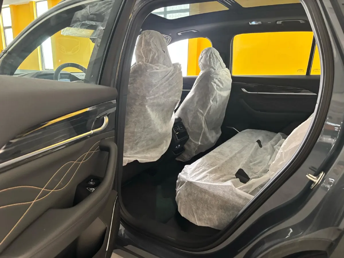 2024 Geely Monjaro 2.0T 218HP L4 7DCT,autocango,china used car exporter,china ev exporter,chinese used car exporter,chinese used ev exporter