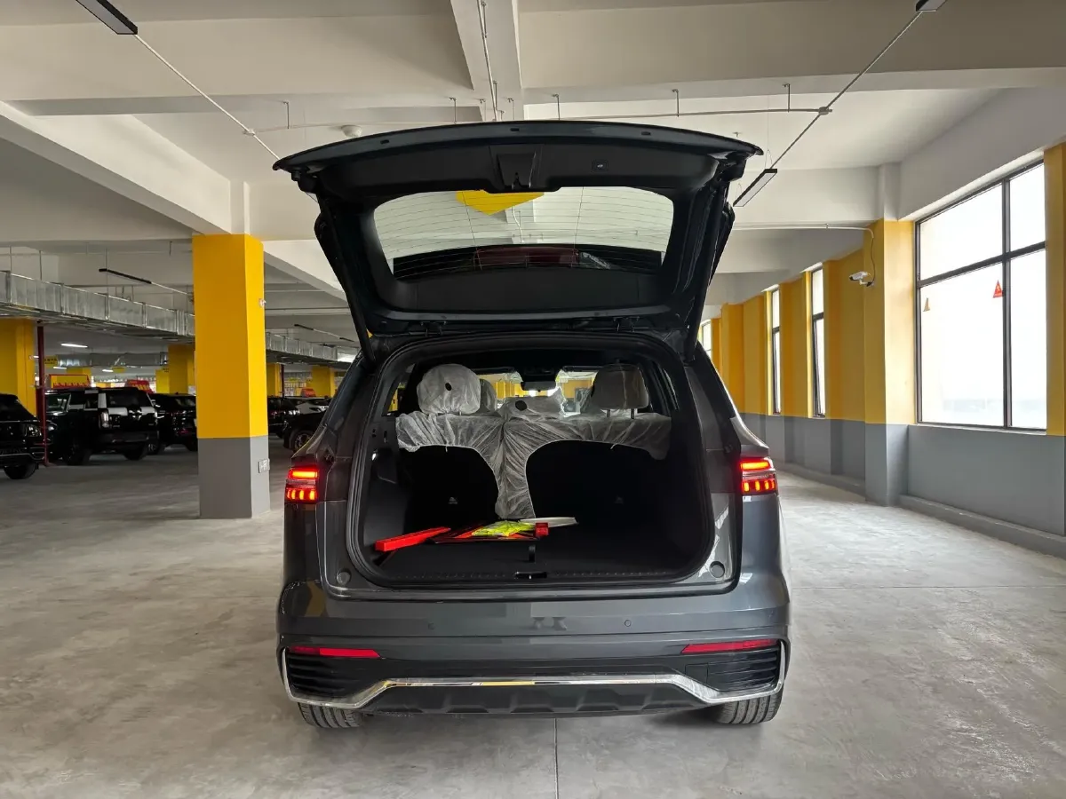 2024 Geely Monjaro 2.0T 218HP L4 7DCT,autocango,china used car exporter,china ev exporter,chinese used car exporter,chinese used ev exporter