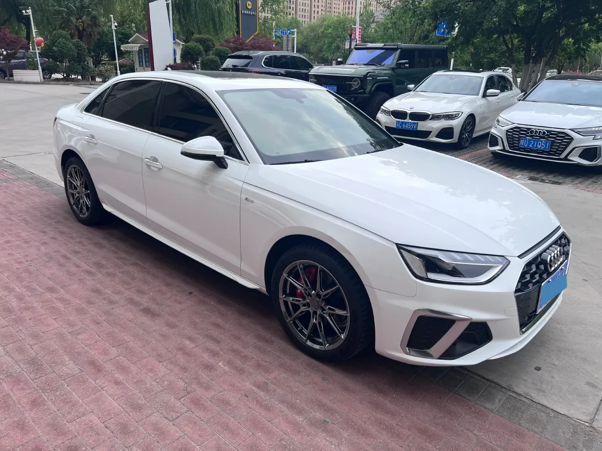 2020 Audi A4L 2.0T 150HP L4 7DCT,autocango,china used car exporter,china ev exporter,chinese used car exporter,chinese used ev exporter