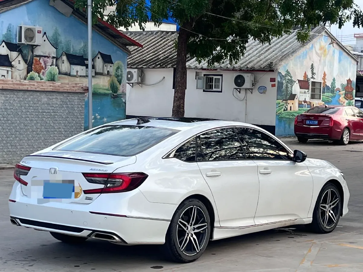 2022 Honda Accord 1.5T 194HP L4 CVT,autocango,china used car exporter,china ev exporter,chinese used car exporter,chinese used ev exporter