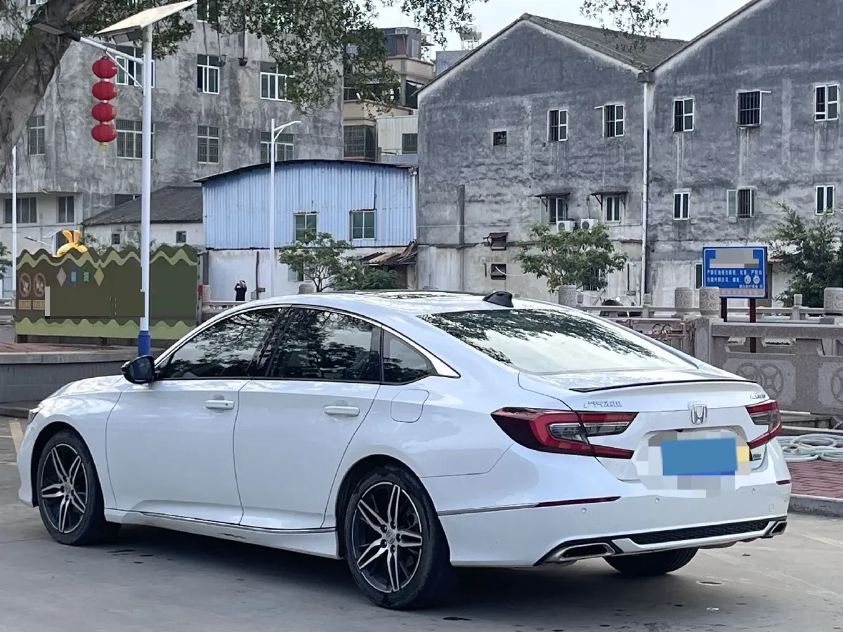 2022 Honda Accord 1.5T 194HP L4 CVT,autocango,china used car exporter,china ev exporter,chinese used car exporter,chinese used ev exporter