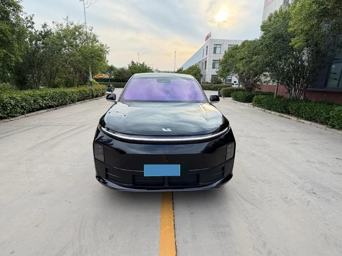 2024 Li L6 Range Extended 154HP L4 REEV 36.8KWH,autocango,china used car exporter,china ev exporter,chinese used car exporter,chinese used ev exporter