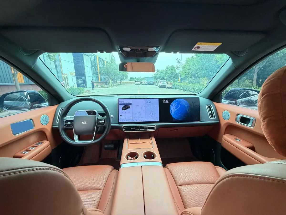 2024 Li L6 Range Extended 154HP L4 REEV 36.8KWH,autocango,china used car exporter,china ev exporter,chinese used car exporter,chinese used ev exporter