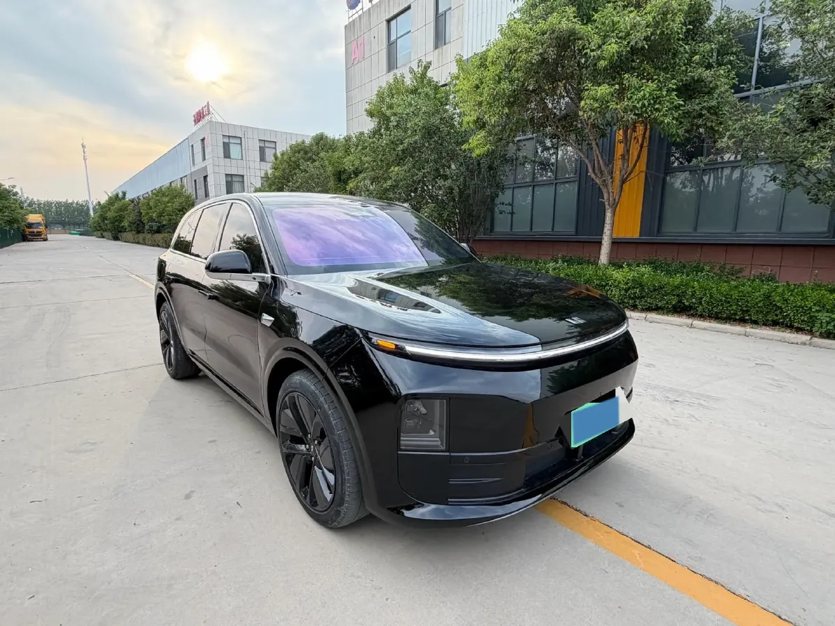 2024 Li L6 Range Extended 154HP L4 REEV 36.8KWH,autocango,china used car exporter,china ev exporter,chinese used car exporter,chinese used ev exporter