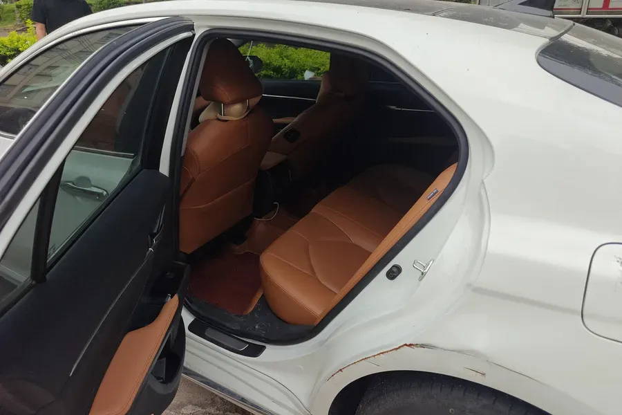 2023 Toyota Camry 2.5L 207HP L4 8AT,autocango,china used car exporter,china ev exporter,chinese used car exporter,chinese used ev exporter