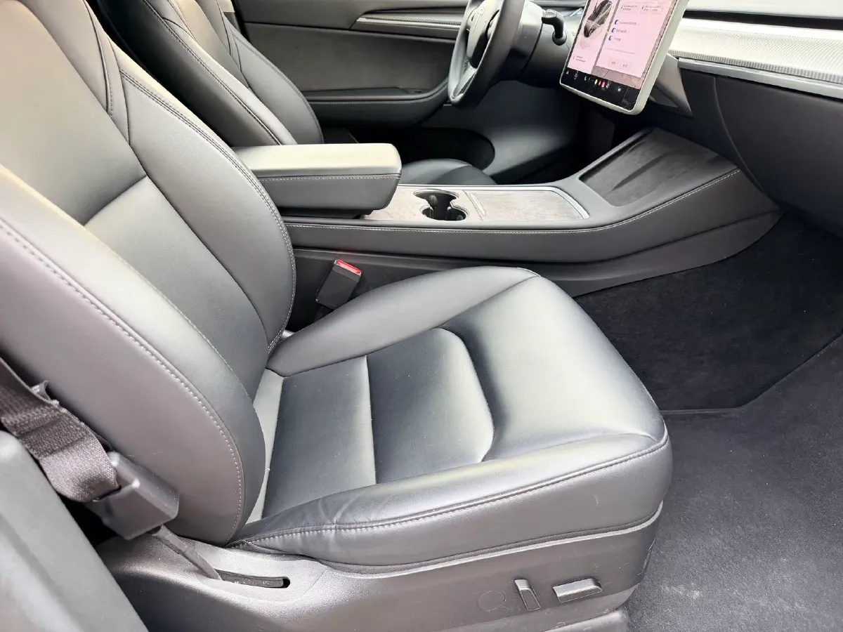 2022 Tesla Model Y BEV 60KWH,autocango,china used car exporter,china ev exporter,chinese used car exporter,chinese used ev exporter