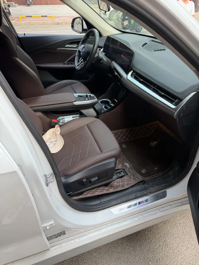 2024 BMW X1 2.0T 204HP L4 7DCT,autocango,china used car exporter,china ev exporter,chinese used car exporter,chinese used ev exporter