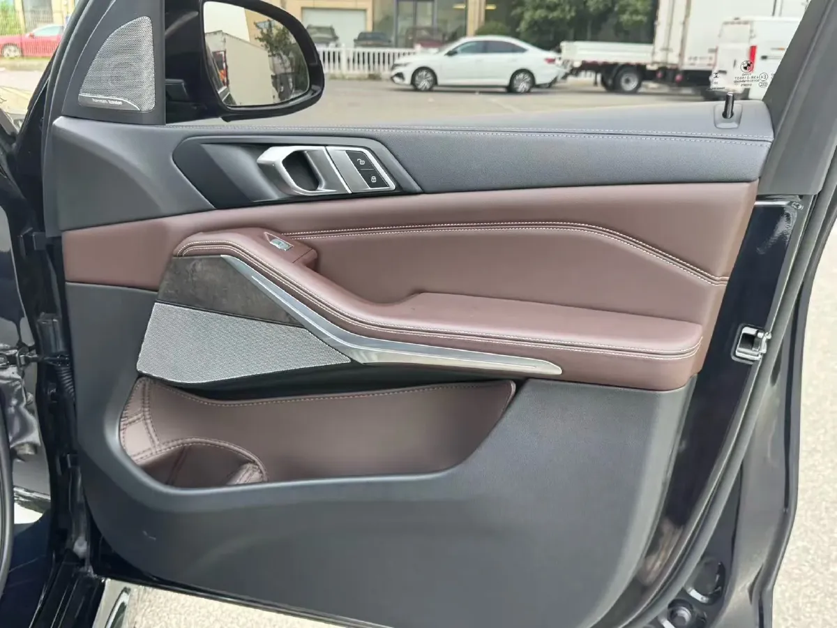 2022 BMW X5 2.0T 245HP L4 8AT,autocango,china used car exporter,china ev exporter,chinese used car exporter,chinese used ev exporter