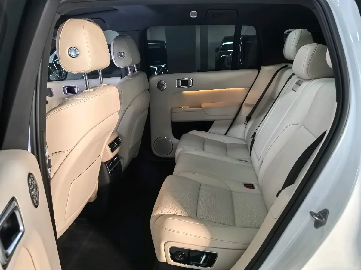 2023 Li L7 Range Extended 154HP REEV 40.9KWH,autocango,china used car exporter,china ev exporter,chinese used car exporter,chinese used ev exporter