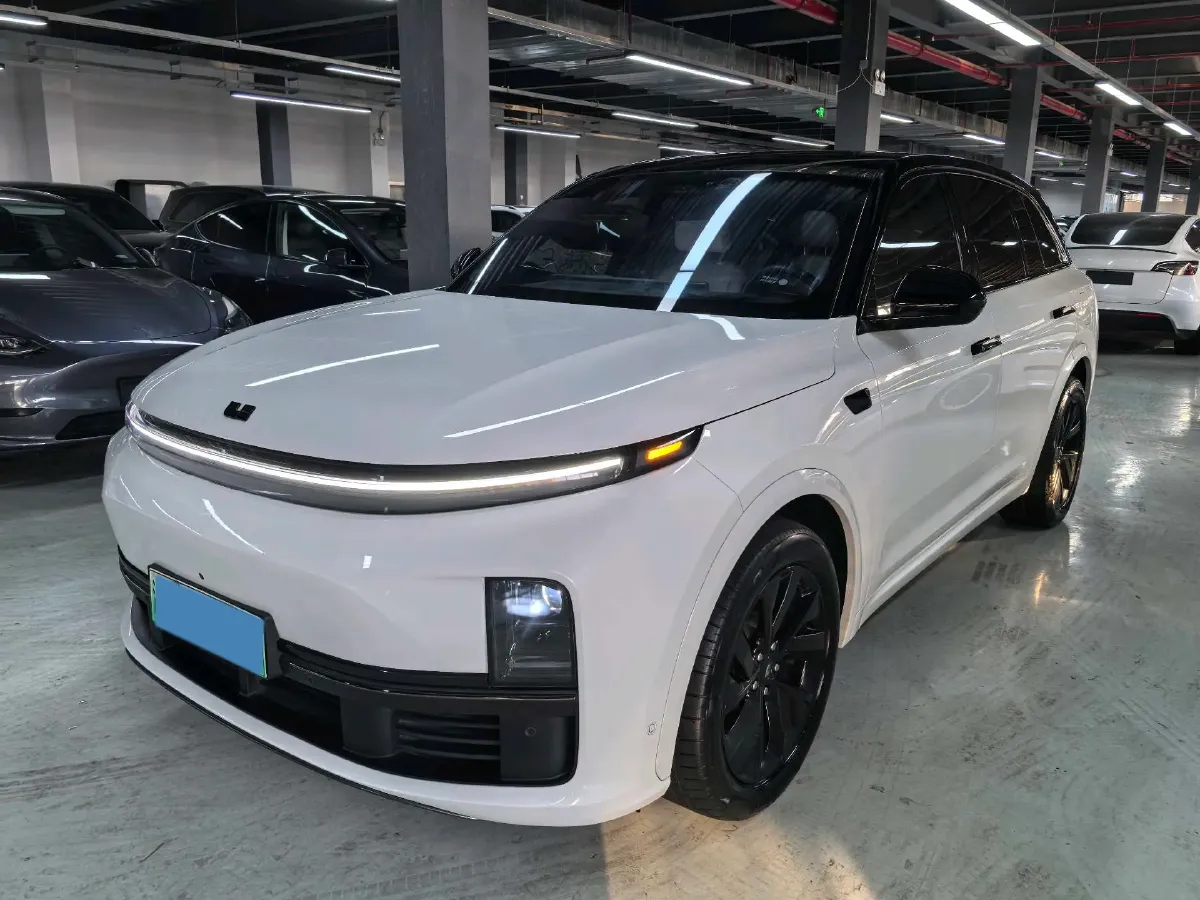 2023 Li L7 Range Extended 154HP REEV 40.9KWH,autocango,china used car exporter,china ev exporter,chinese used car exporter,chinese used ev exporter