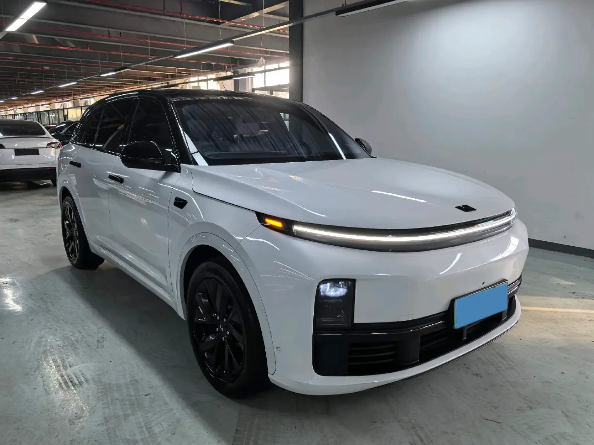 2023 Li L7 Range Extended 154HP REEV 40.9KWH,autocango,china used car exporter,china ev exporter,chinese used car exporter,chinese used ev exporter