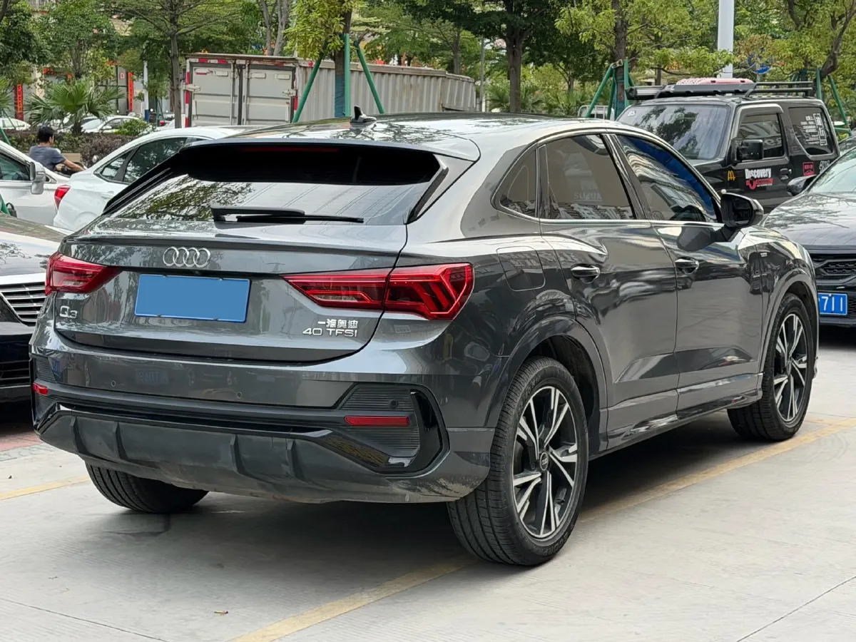 2021 Audi Q3 2.0T 186HP L4 7DCT,autocango,china used car exporter,china ev exporter,chinese used car exporter,chinese used ev exporter
