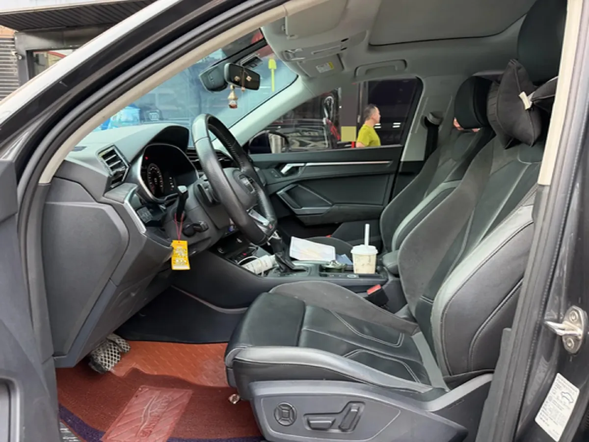 2021 Audi Q3 2.0T 186HP L4 7DCT,autocango,china used car exporter,china ev exporter,chinese used car exporter,chinese used ev exporter