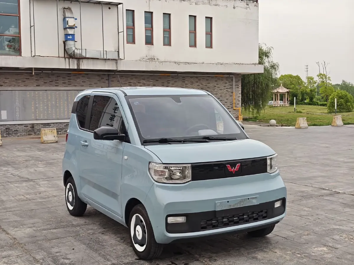 2022 WuLing HongGuang MINI EV BEV 13.9KWH,autocango,china used car exporter,china ev exporter,chinese used car exporter,chinese used ev exporter
