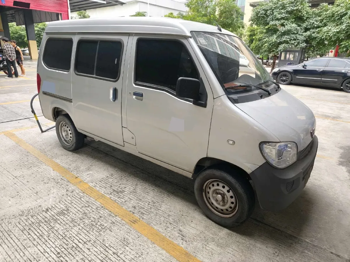 2020 WuLing ZhiGuang 1.2L 76HP L4 5MT,autocango,china used car exporter,china ev exporter,chinese used car exporter,chinese used ev exporter