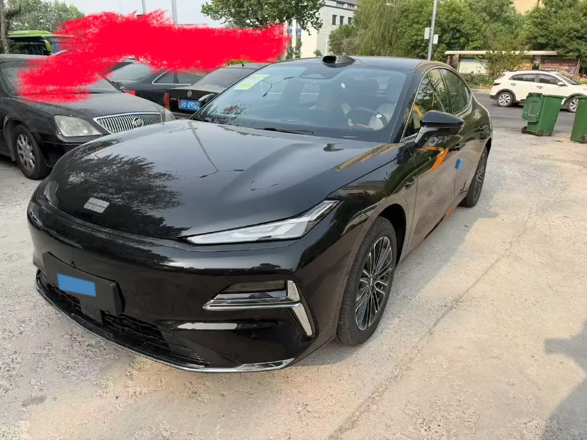 2026 LanDian E5 PLUS 1.5L 95HP L4 E-CVT PHEV,autocango,china used car exporter,china ev exporter,chinese used car exporter,chinese used ev exporter