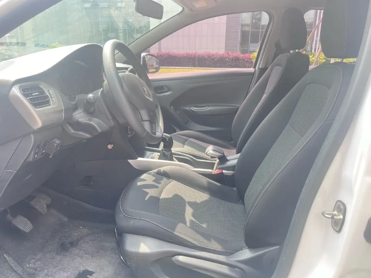 2018 Peugeot 301 1.6L 117HP L4 5MT,autocango,china used car exporter,china ev exporter,chinese used car exporter,chinese used ev exporter