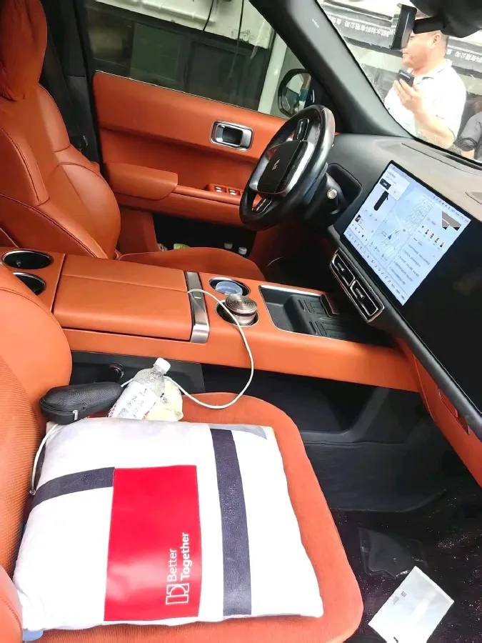 2022 Li L9 Range Extended 154HP REEV 42.6KWH,autocango,china used car exporter,china ev exporter,chinese used car exporter,chinese used ev exporter