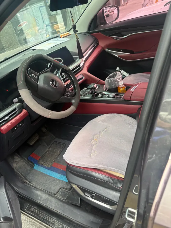 2020 ChangAn CS75 Plus 2.0T 233HP L4 8AT,autocango,china used car exporter,china ev exporter,chinese used car exporter,chinese used ev exporter
