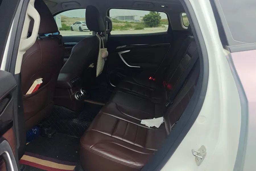 2017 WEY VV7 2.0T 234HP L4 7DCT,autocango,china used car exporter,china ev exporter,chinese used car exporter,chinese used ev exporter