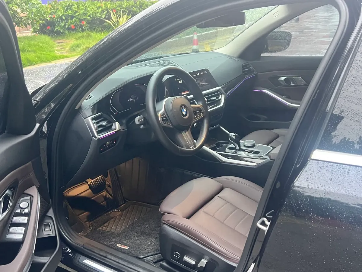2021 BMW 3 Series 2.0T 184HP L4 8AT,autocango,china used car exporter,china ev exporter,chinese used car exporter,chinese used ev exporter