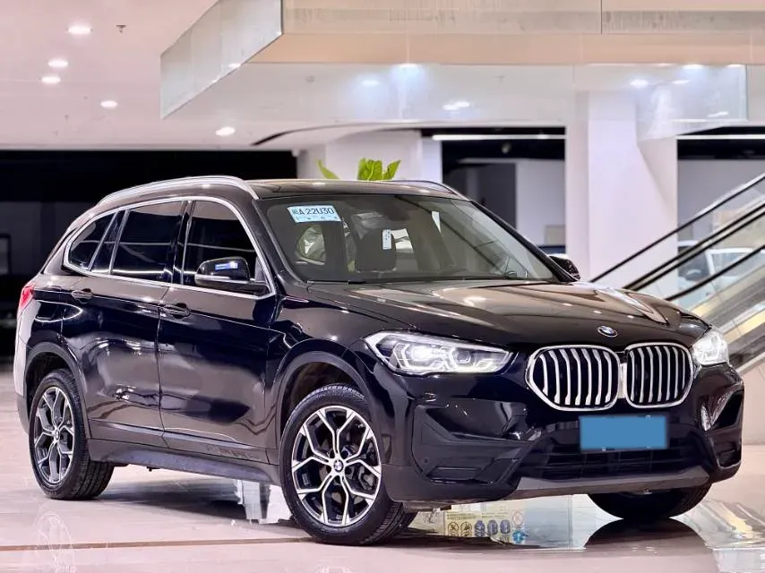 2021 BMW X1 2.0T 192HP L4 7DCT,autocango,china used car exporter,china ev exporter,chinese used car exporter,chinese used ev exporter