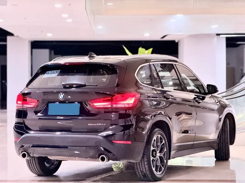 2021 BMW X1 2.0T 192HP L4 7DCT,autocango,china used car exporter,china ev exporter,chinese used car exporter,chinese used ev exporter